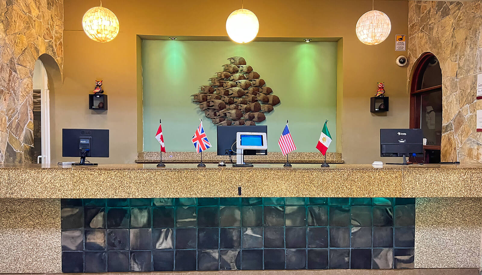 hotel binniguenda huatulco reception welcome hostes phone reserve lodging beach