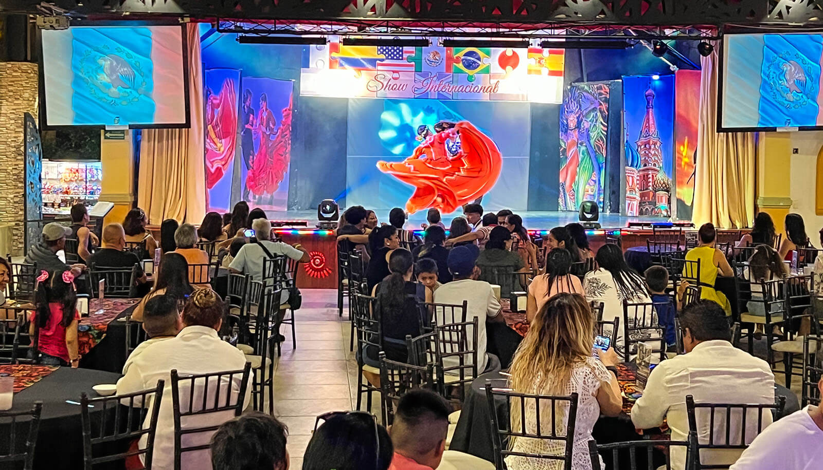 hotel binniguenda huatulco dinner show event restaurant buffet all inclusive