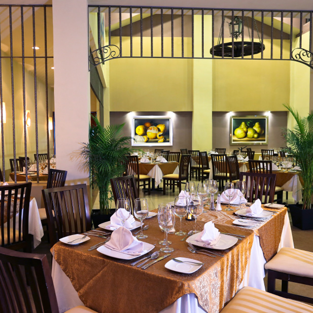 hotel binniguenda huatulco playa restaurant italiano cena especialidad